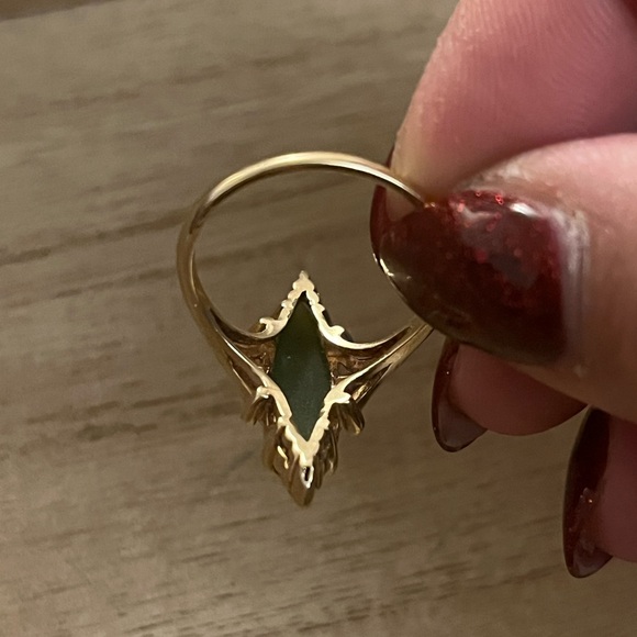 10k Gold Jade Navette Ring size 9.5 - Picture 5 of 14